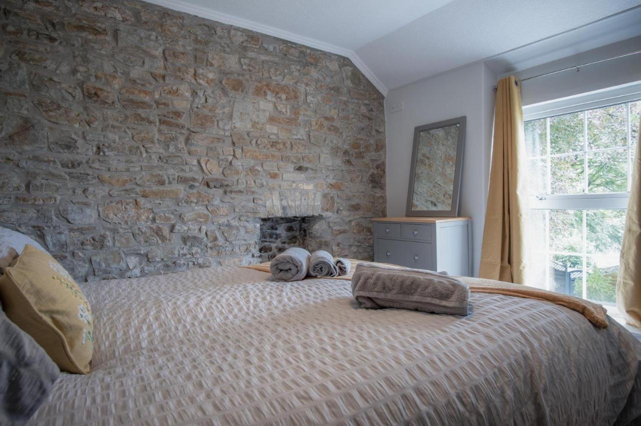 Pendeilo Villa - 5 Bedroom Holiday Home - Амрот Екстериор снимка